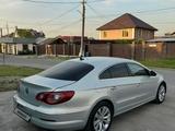 Volkswagen Passat CC 2010 года за 6 800 000 тг. в Алматы – фото 4