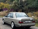 Mercedes-Benz E 200 1985 годаүшін900 000 тг. в Алматы – фото 3