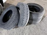 Зимние шины с шипами за 170 000 тг. в Атырау