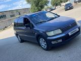 Mitsubishi Chariot 1999 года за 2 500 000 тг. в Актобе – фото 3