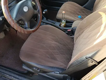 Toyota Avensis 2001 года за 4 000 000 тг. в Астана – фото 6