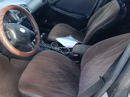 Toyota Avensis 2001 года за 4 000 000 тг. в Астана – фото 17