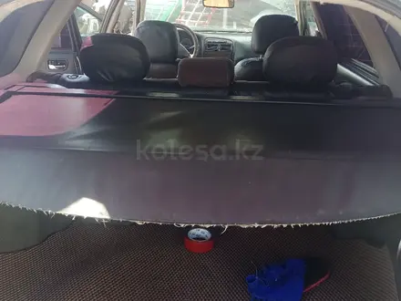 Toyota Avensis 2001 года за 4 000 000 тг. в Астана – фото 5