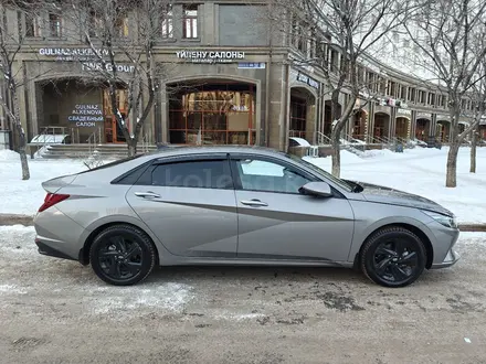 Hyundai Elantra 2023 года за 10 500 000 тг. в Астана – фото 4