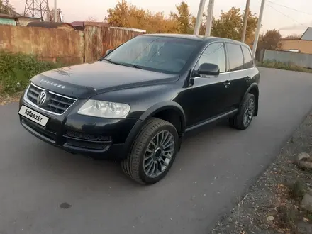 Volkswagen Touareg 2003 года за 5 200 000 тг. в Экибастуз – фото 4