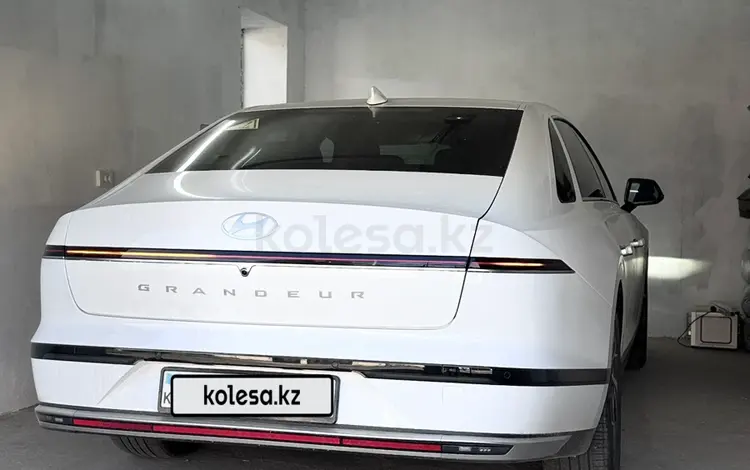 Hyundai Grandeur 2023 годаfor23 000 000 тг. в Шымкент