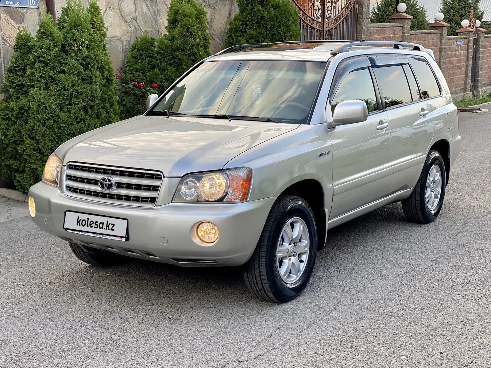 Купить Бу Тойота Хайлендер 2002 Тюмень
