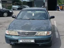 Nissan Sunny, 1996