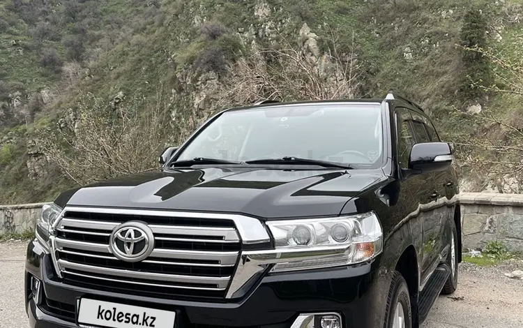 Toyota Land Cruiser 2020 годаүшін37 990 000 тг. в Алматы