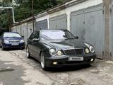 Mercedes-Benz E 55 AMG 2000 года за 6 000 000 тг. в Шымкент – фото 2
