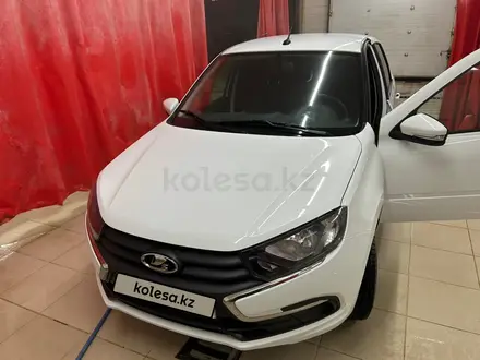 ВАЗ (Lada) Granta 2190 2023 года за 3 550 000 тг. в Уральск