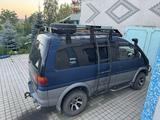 Mitsubishi Delica 1995 года за 5 000 000 тг. в Семей