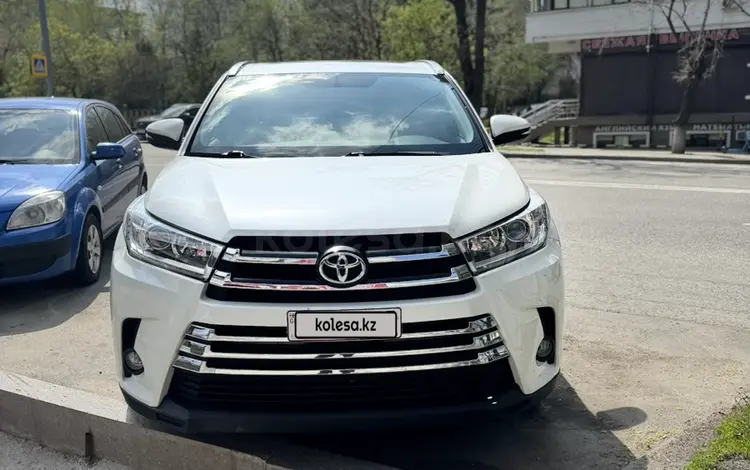 Toyota Highlander 2016 годаүшін13 000 000 тг. в Алматы