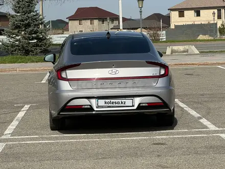 Hyundai Sonata 2020 года за 12 000 000 тг. в Талдыкорган – фото 2