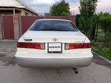 Toyota Camry 2001 года за 3 000 000 тг. в Алматы