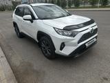 Toyota RAV4 2023 годаүшін18 200 000 тг. в Астана – фото 2