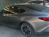 Toyota Camry 2025 года за 24 500 000 тг. в Актобе – фото 3