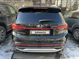 Hyundai Santa Fe 2021 года за 17 800 000 тг. в Алматы – фото 4