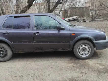 Volkswagen Golf 1993 года за 700 000 тг. в Караганда – фото 5