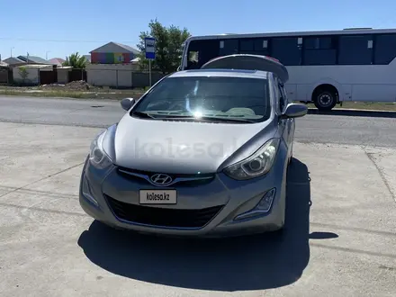 Hyundai Elantra 2015 года за 4 200 000 тг. в Атырау – фото 2