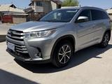 Toyota Highlander 2018 года за 18 000 000 тг. в Шымкент – фото 5