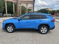 Toyota RAV4 2021 года за 15 500 000 тг. в Актобе – фото 3