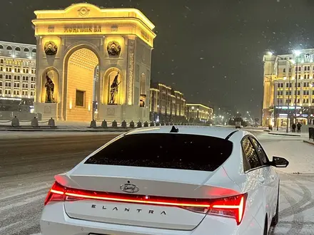 Hyundai Elantra 2022 года за 12 000 000 тг. в Астана – фото 3
