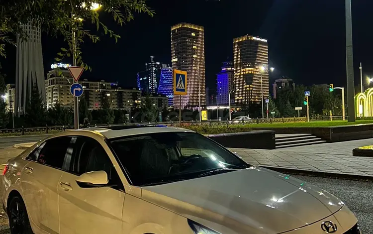 Hyundai Elantra 2022 года за 12 000 000 тг. в Астана