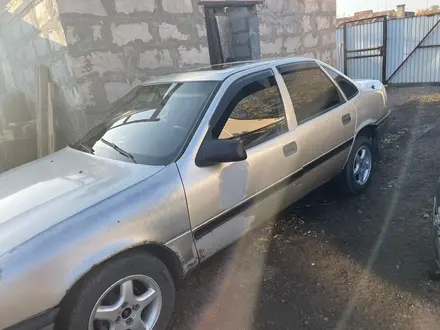 Opel Vectra 1991 года за 1 000 000 тг. в Караганда – фото 2