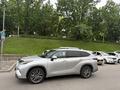 Toyota Highlander 2021 года за 22 500 000 тг. в Алматы – фото 2