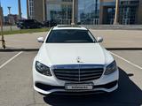 Mercedes-Benz E 300 2017 годаүшін18 000 000 тг. в Астана – фото 2