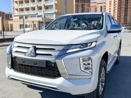 Mitsubishi Montero Sport 2020 года за 18 500 000 тг. в Атырау – фото 6