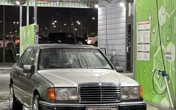 Mercedes-Benz E 300 1989 года за 1 200 000 тг. в Алматы