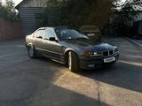 BMW 320 1992 годаүшін1 100 000 тг. в Алматы – фото 2