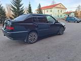 Volkswagen Vento 1996 года за 2 500 000 тг. в Усть-Каменогорск – фото 3