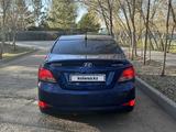 Hyundai Solaris 2015 года за 5 500 000 тг. в Астана – фото 4