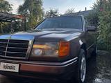 Mercedes-Benz E 230 1991 года за 1 350 000 тг. в Алматы