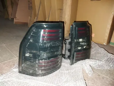 Новые тюнингованные задние фонари на Mitsubishi Pajero 4 за 80 000 тг. в Алматы – фото 4