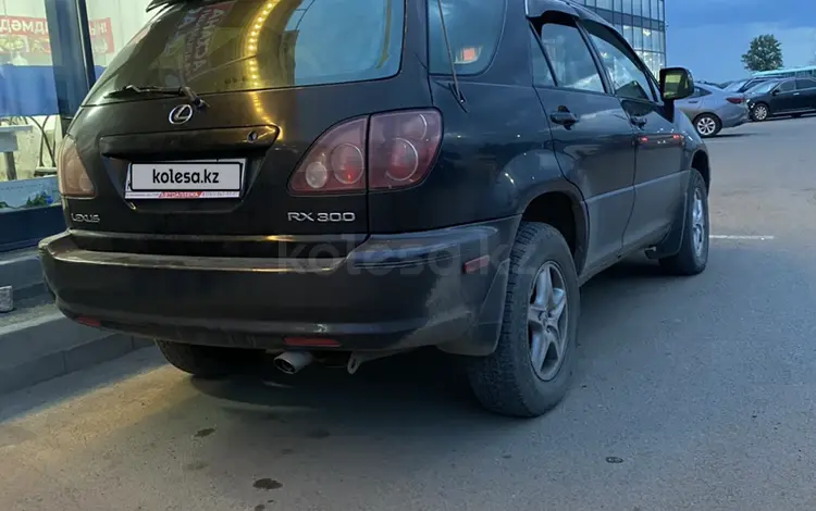 Lexus RX 300 1998 годаүшін4 000 000 тг. в Астана