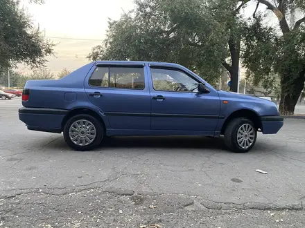 Volkswagen Vento 1992 года за 980 000 тг. в Алматы – фото 4