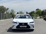 Lexus ES 250 2022 года за 19 300 000 тг. в Астана – фото 2