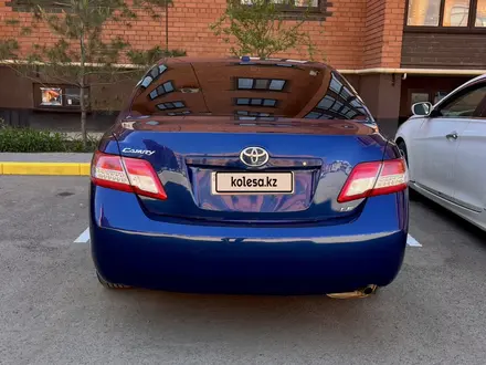 Toyota Camry 2010 года за 4 900 000 тг. в Актобе – фото 3