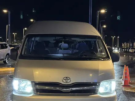 Toyota Hiace 2013 года за 12 900 000 тг. в Астана