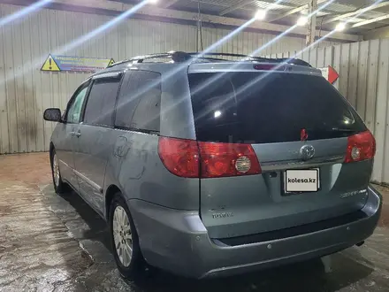 Toyota Sienna 2008 года за 8 500 000 тг. в Актау – фото 10