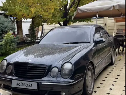 Mercedes-Benz E 55 AMG 2001 года за 5 500 000 тг. в Шымкент – фото 3