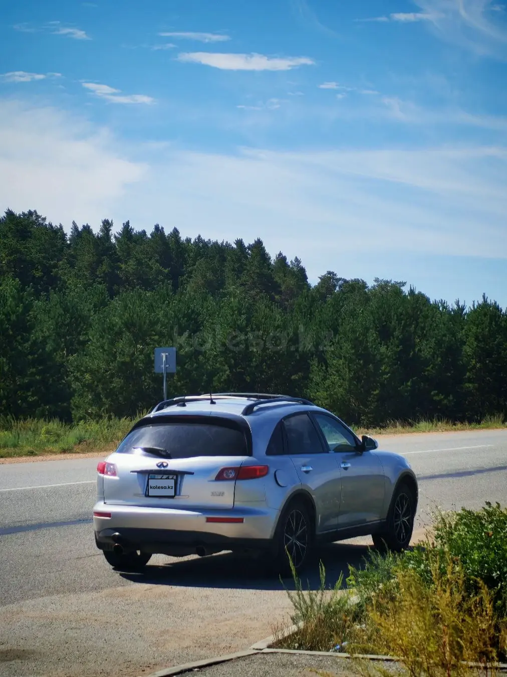 Infiniti FX35, 2003
