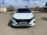 Hyundai Accent 2021 года за 8 000 000 тг. в Усть-Каменогорск