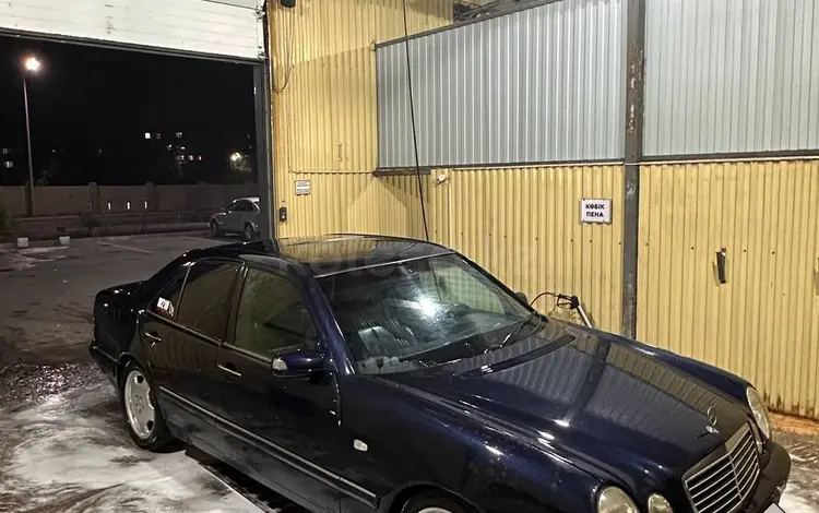Mercedes-Benz E 280 1996 года за 2 000 000 тг. в Караганда