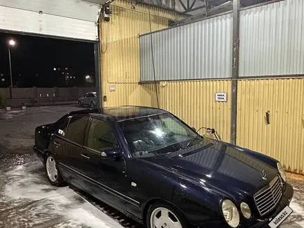 Mercedes-Benz E 280 1996 года за 2 000 000 тг. в Караганда – фото 8