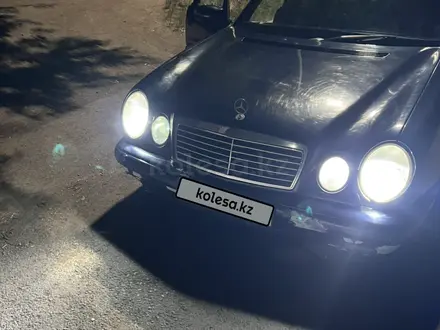 Mercedes-Benz E 280 1996 года за 2 000 000 тг. в Караганда – фото 7